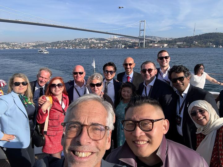 The delegation on the water