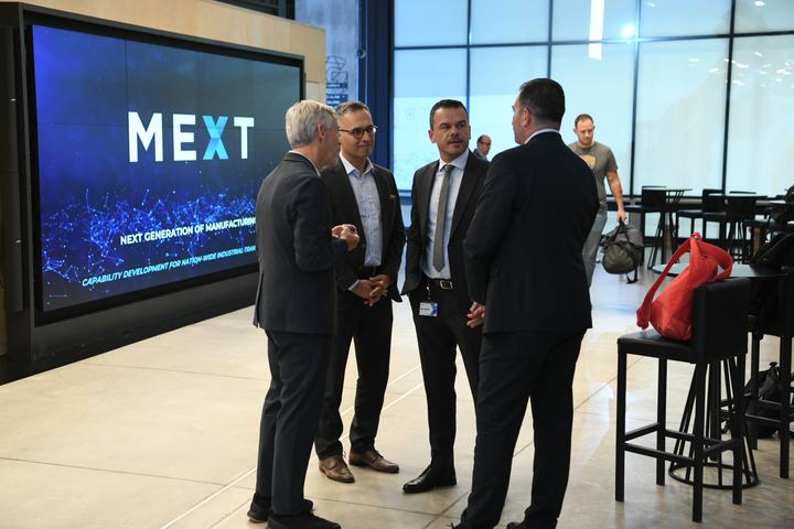 Arriving at MEXT, Ataşehir